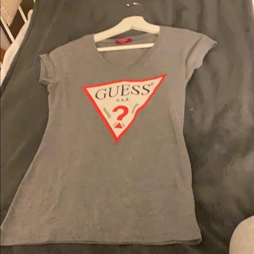 A guess shirt